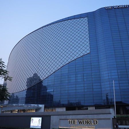 The World Surat Hotell Exteriör bild